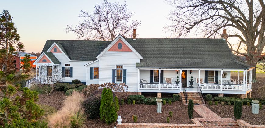 Cedar Creek Lancaster Estate