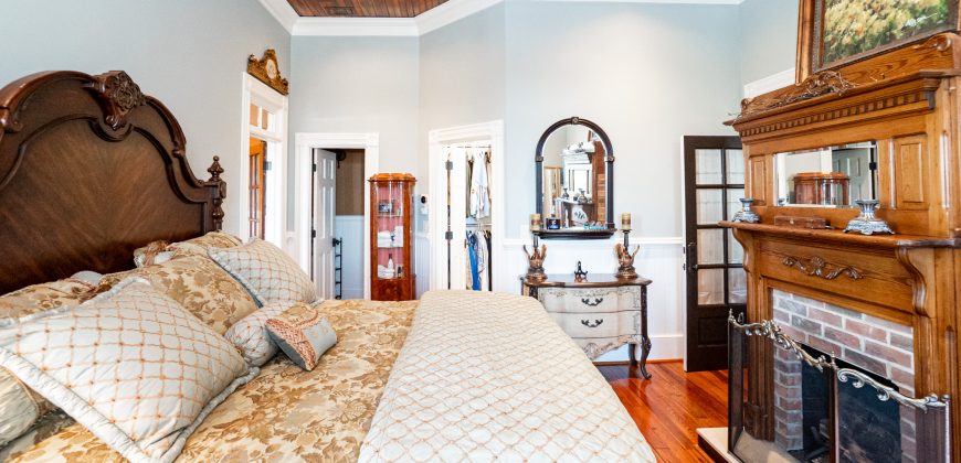 Cedar Creek Lancaster Estate