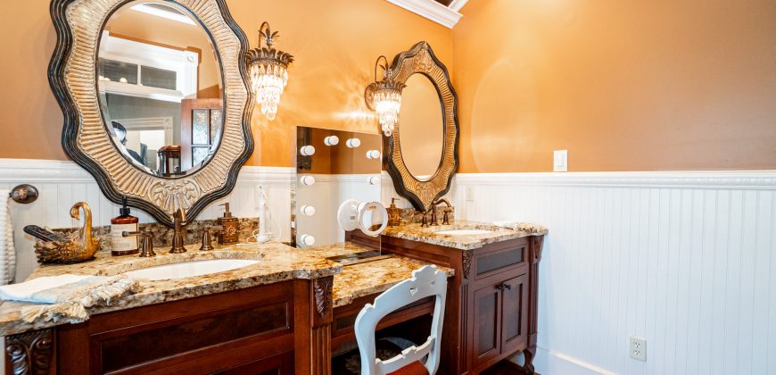 Cedar Creek Lancaster Estate