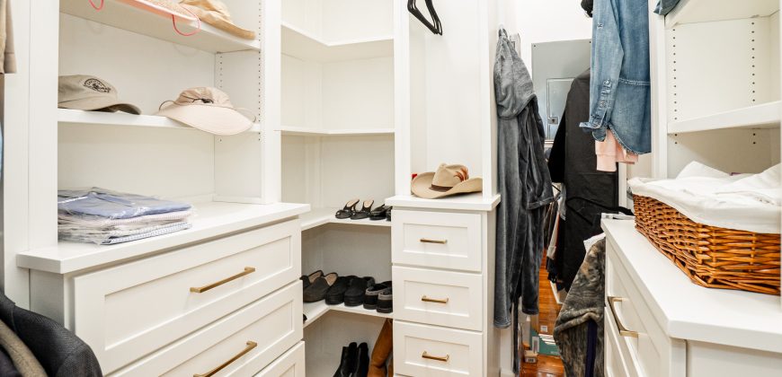 Cedar Creek Lancaster Estate