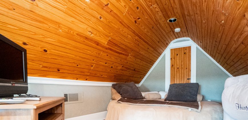 Cedar Creek Lancaster Estate