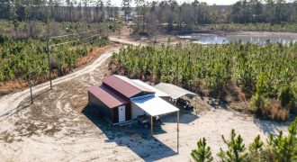 Dodge County Hideaway