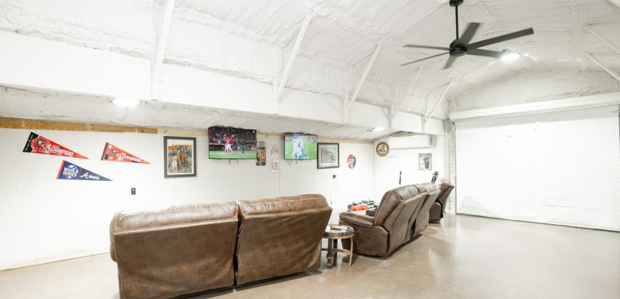 Dodge County Hideaway